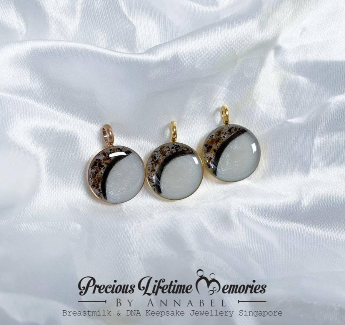 3in1 Moon Crescent With Calligraphy Font Pendant (18mm)