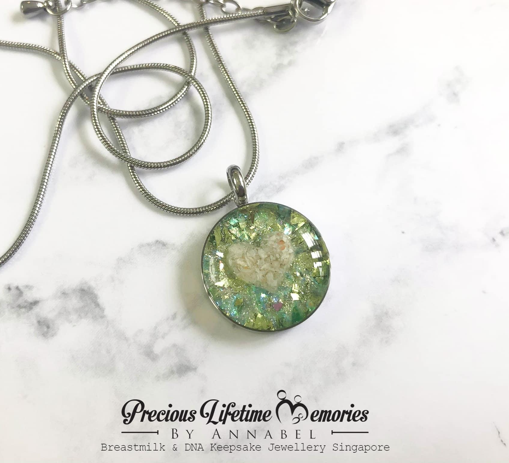 Cremation Heart Ashes PM Flakes Pendant (18mm)