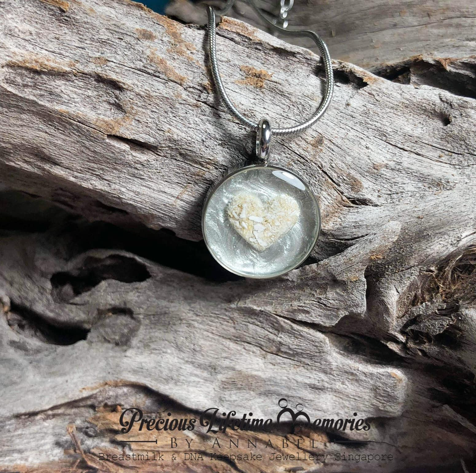 Cremation Heart Ashes Pearl Effect Pendant (18mm)