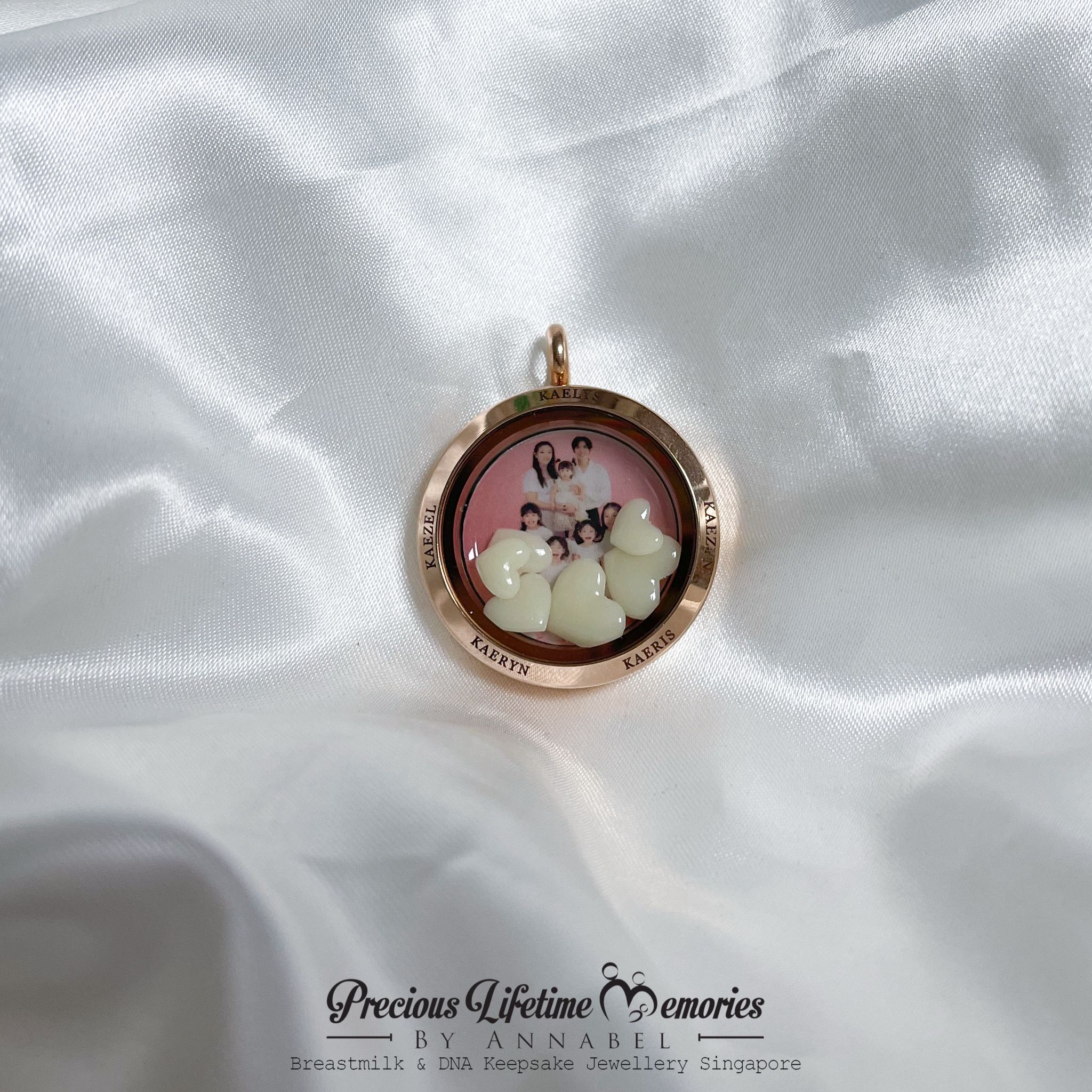 Photo Floating Hearts Glass Locket