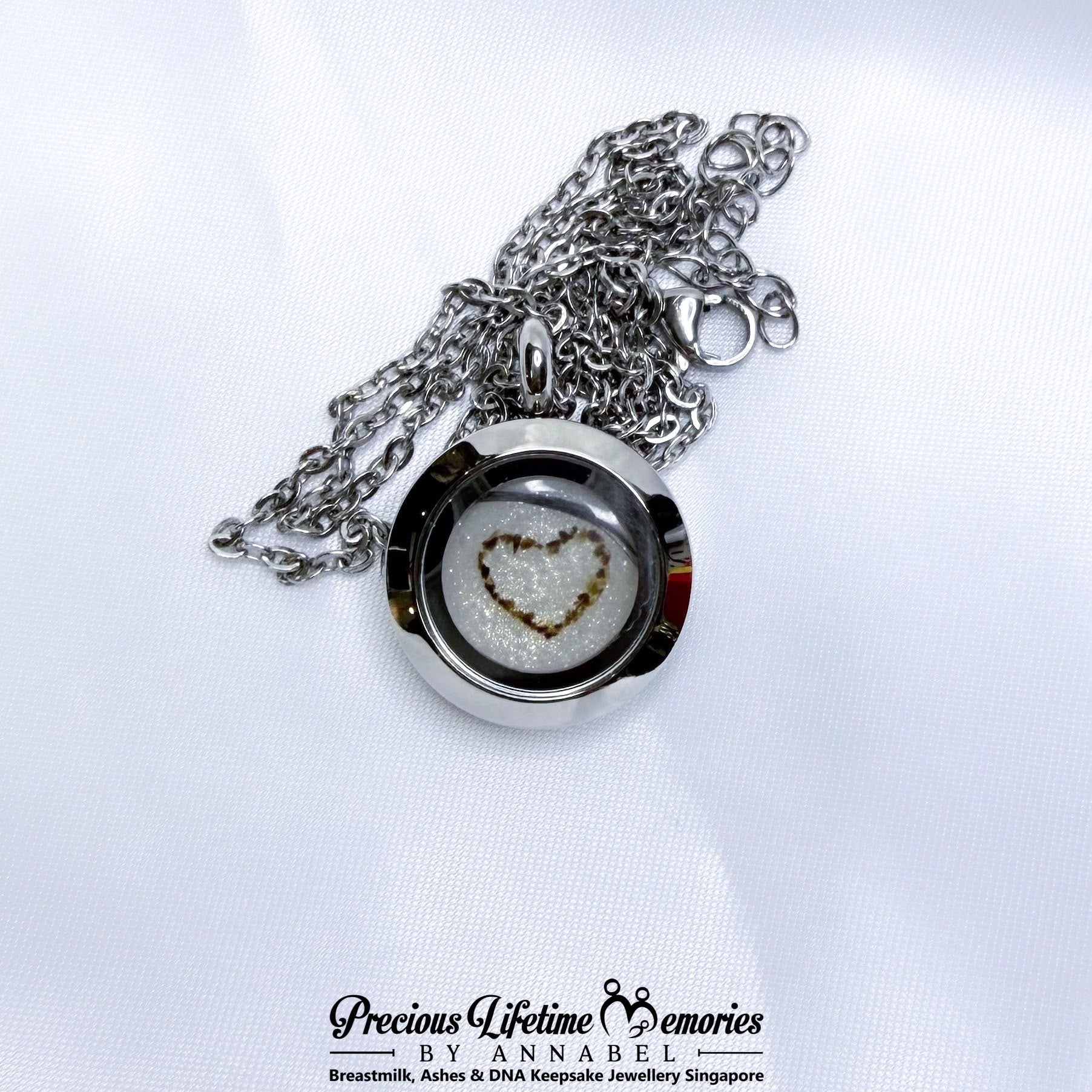 Heart of Memories Breastmilk Petite Glass Locket