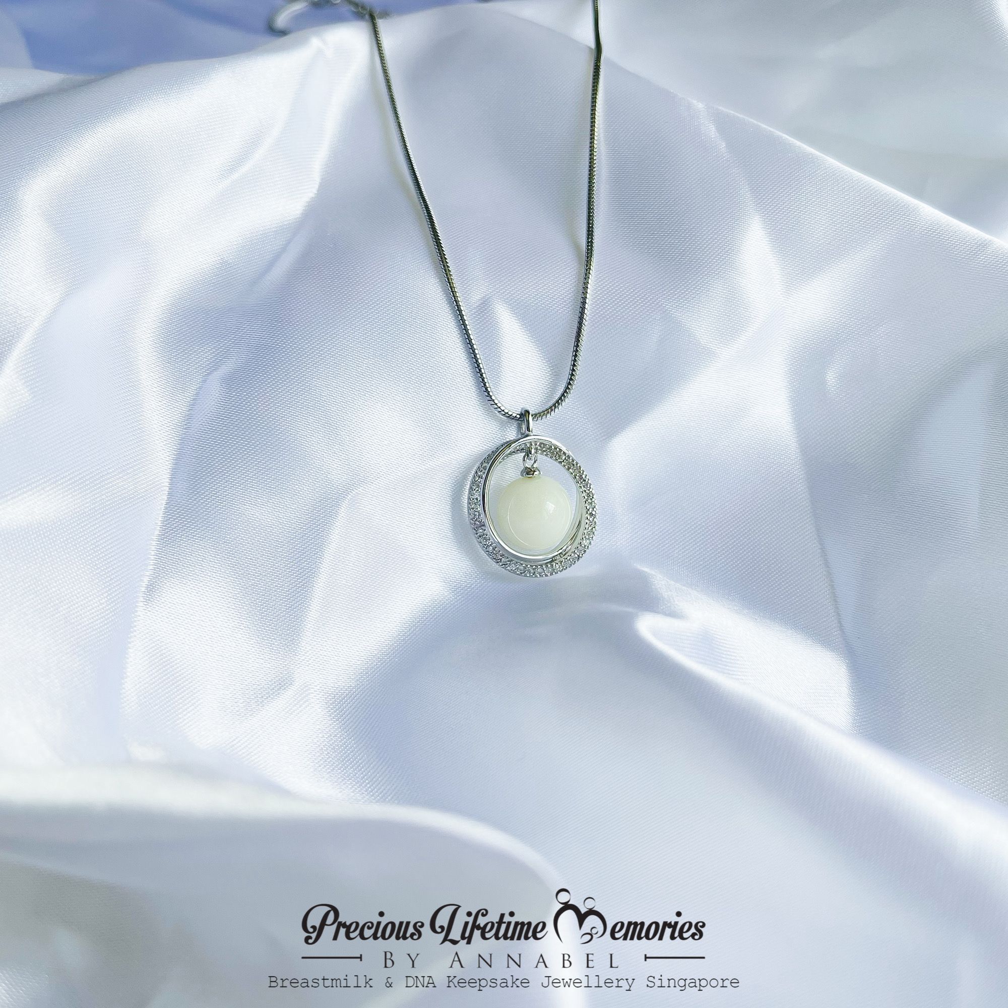 Perle De Cristal Breastmilk Necklace (S925)