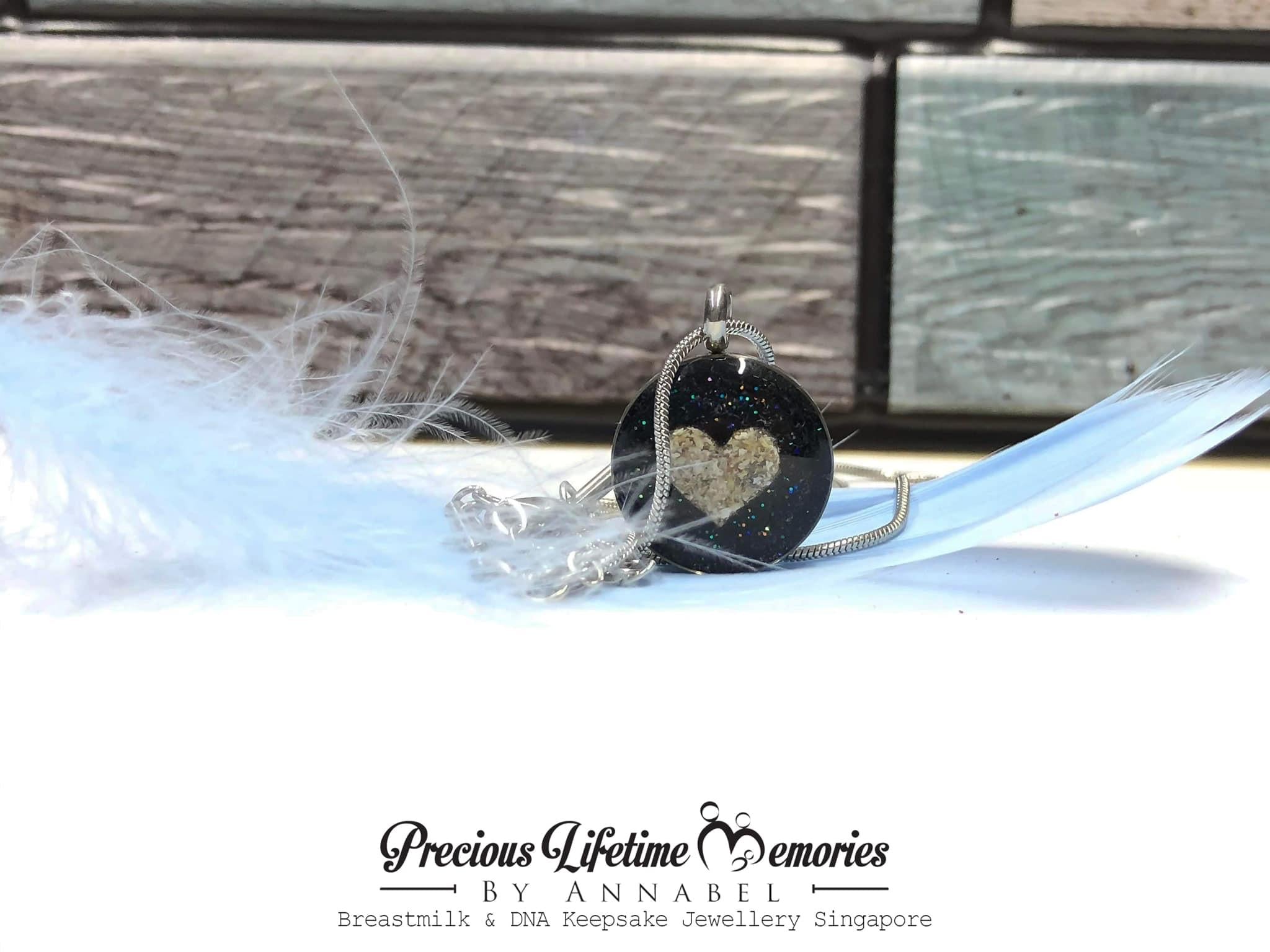 Cremation Heart Ashes Glitter Pendant (18mm)