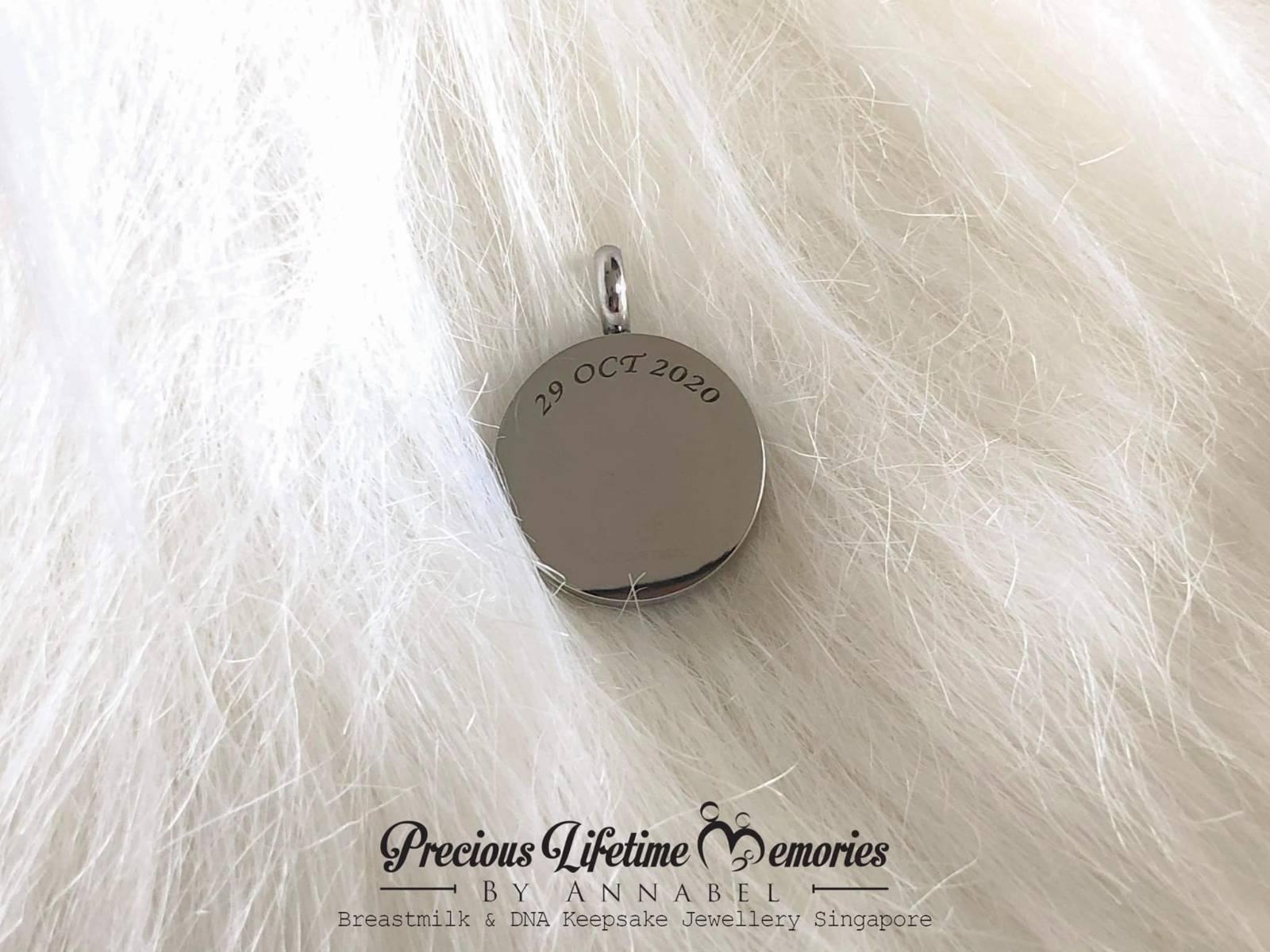 Cremation Heart Ashes Glitter Pendant (18mm)