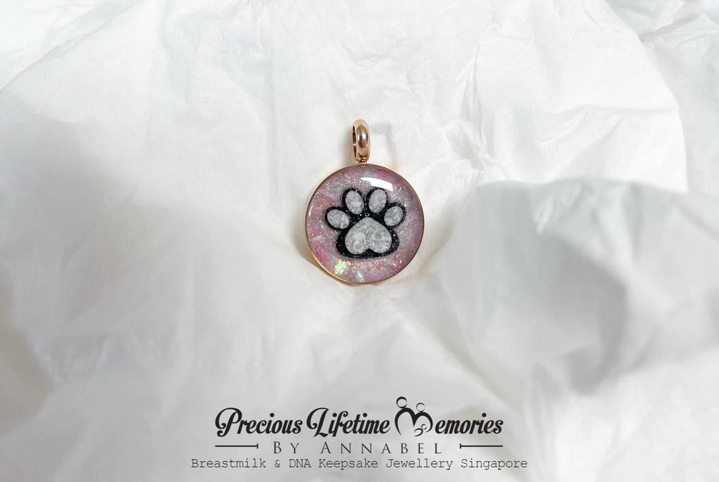 Cremation Heart Paw Ashes Sparkling Flakes Pendant (18mm)