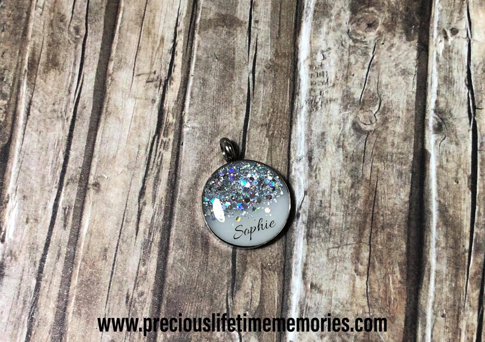 Fairy Dust Breastmilk Pendant Necklace (18mm)