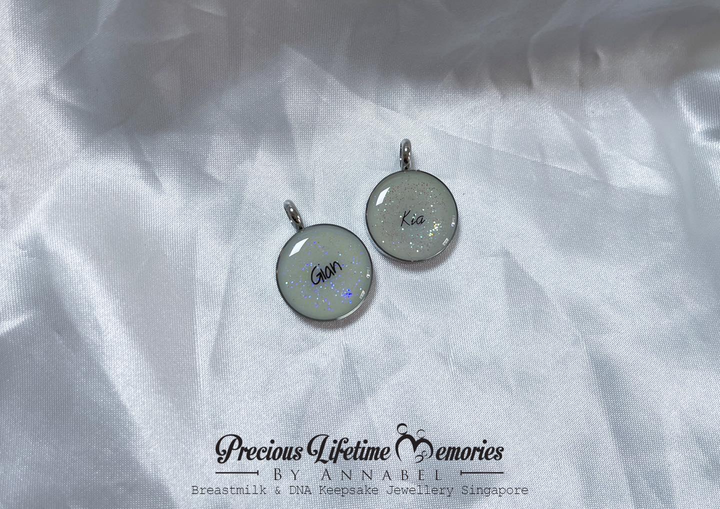 Classic Breastmilk Glitters Pendant Necklace (18mm)