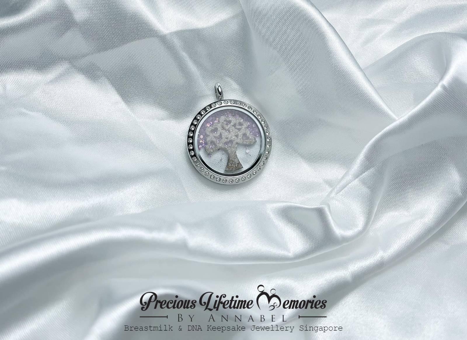 Memorial Cremation Tree Of Love Falling Glitter Glass Locket