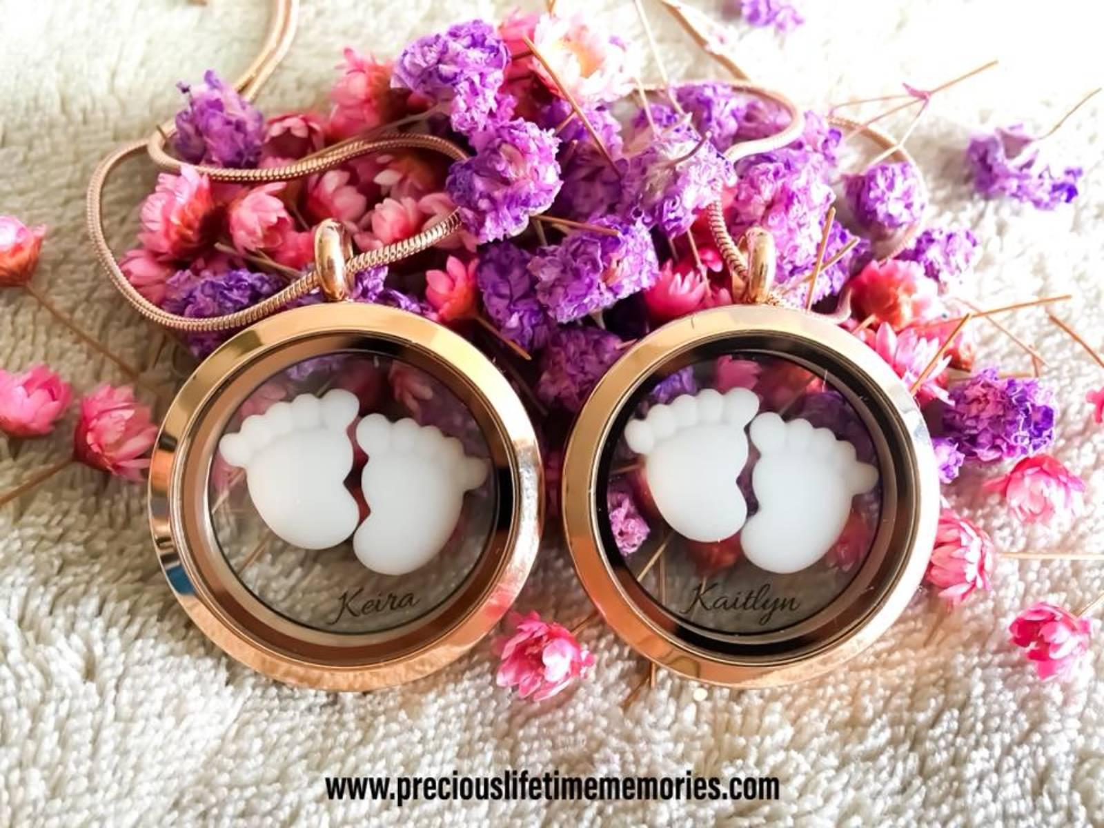 Mighty Feet Breastmilk Gems Glass Locket