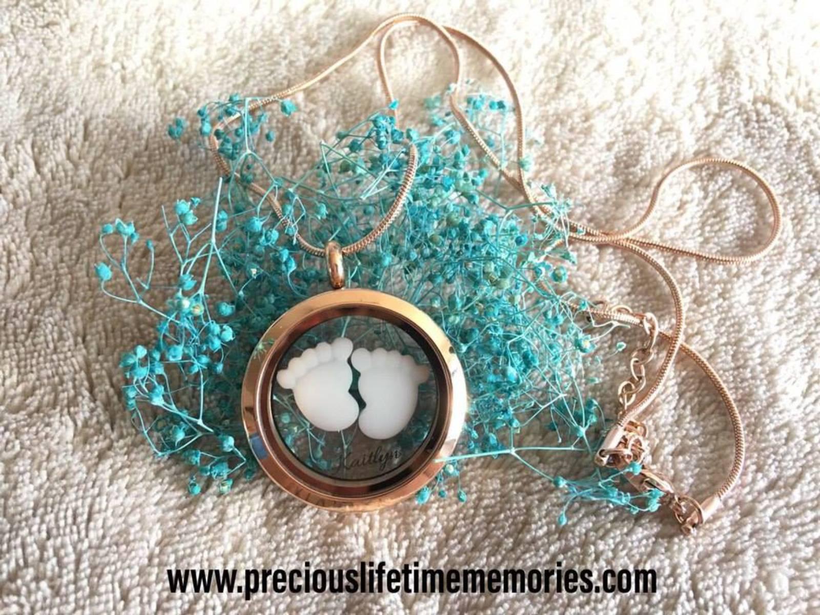 Mighty Feet Breastmilk Gems Glass Locket