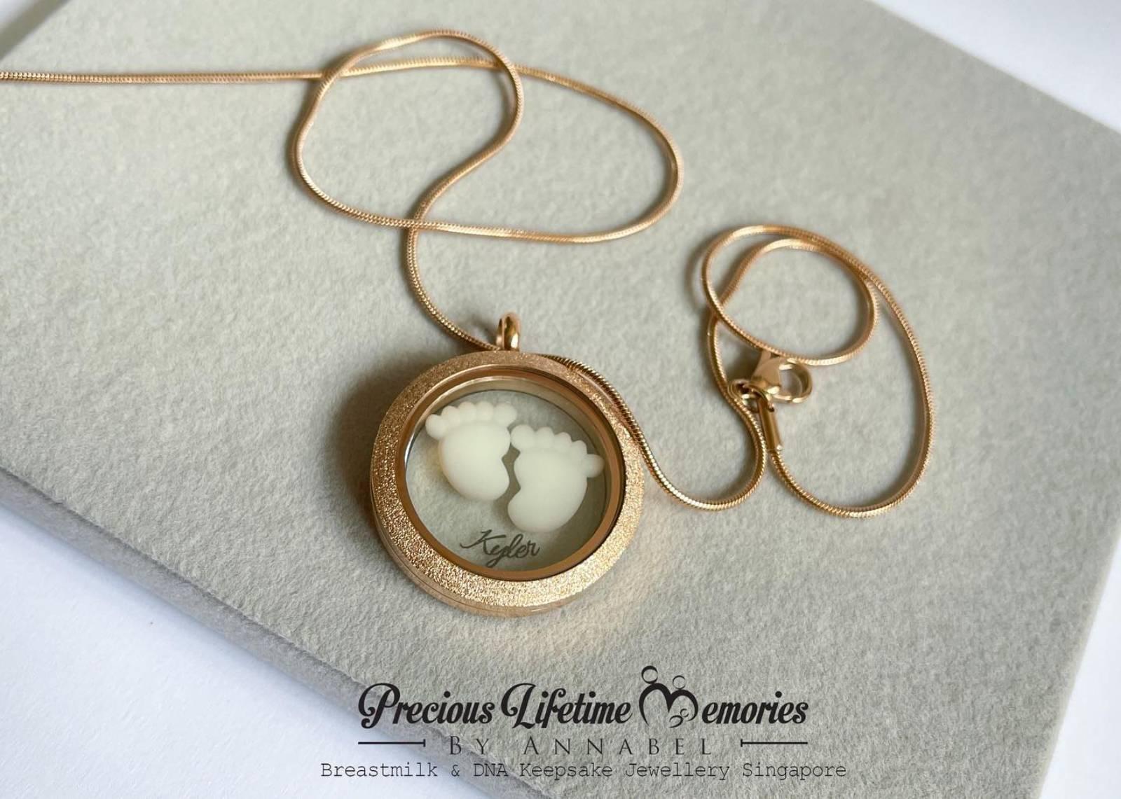 Mighty Feet Breastmilk Gems Glass Locket