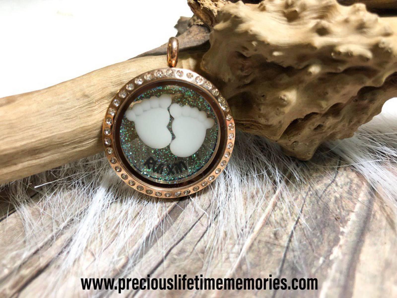 Mighty Feet Breastmilk Gems Glass Locket