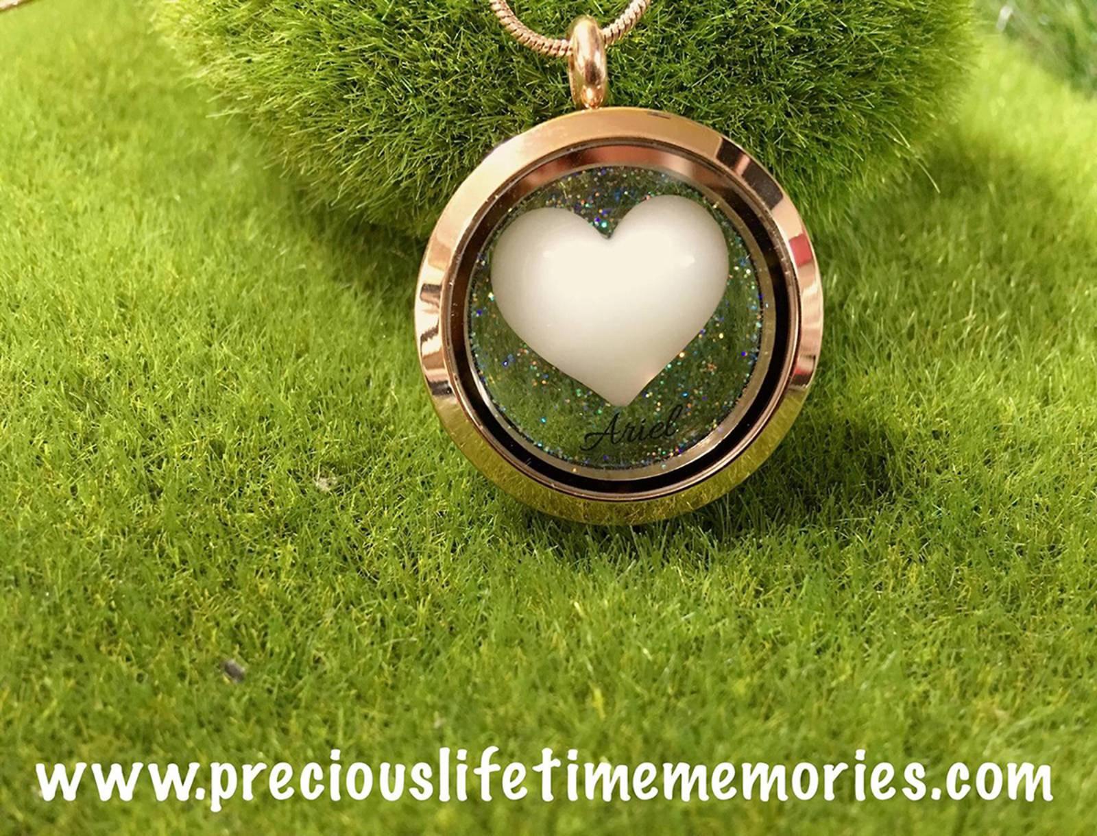 Mighty Love Breastmilk Gems Glass Locket
