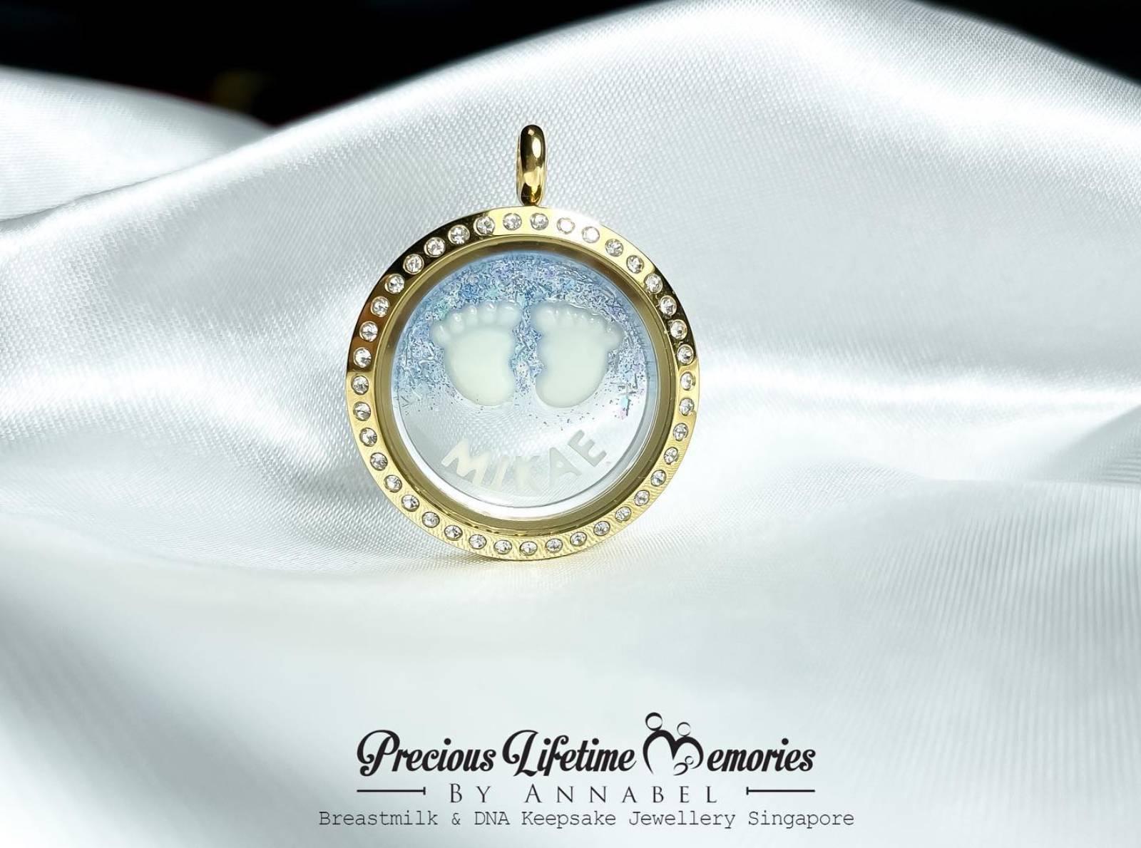 Loyalty Blue Tiny Feet Initial Breastmilk Glass Locket