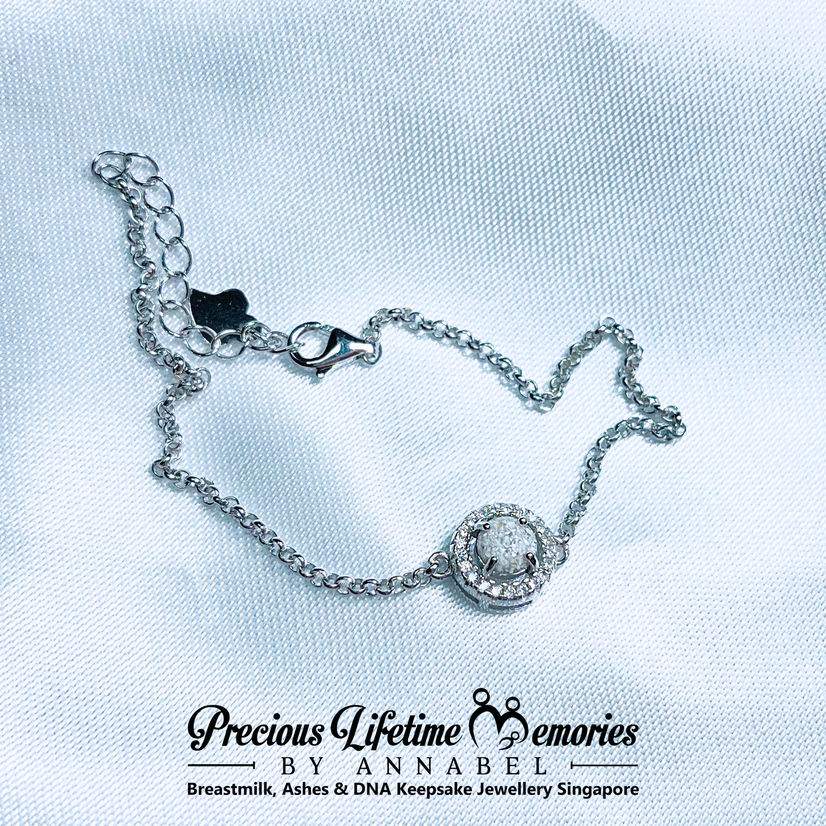18K Gold Cremation Ash Holo Solitaire Bracelet