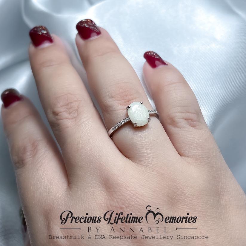 18K Gold Elegant Oval Breastmilk Ring