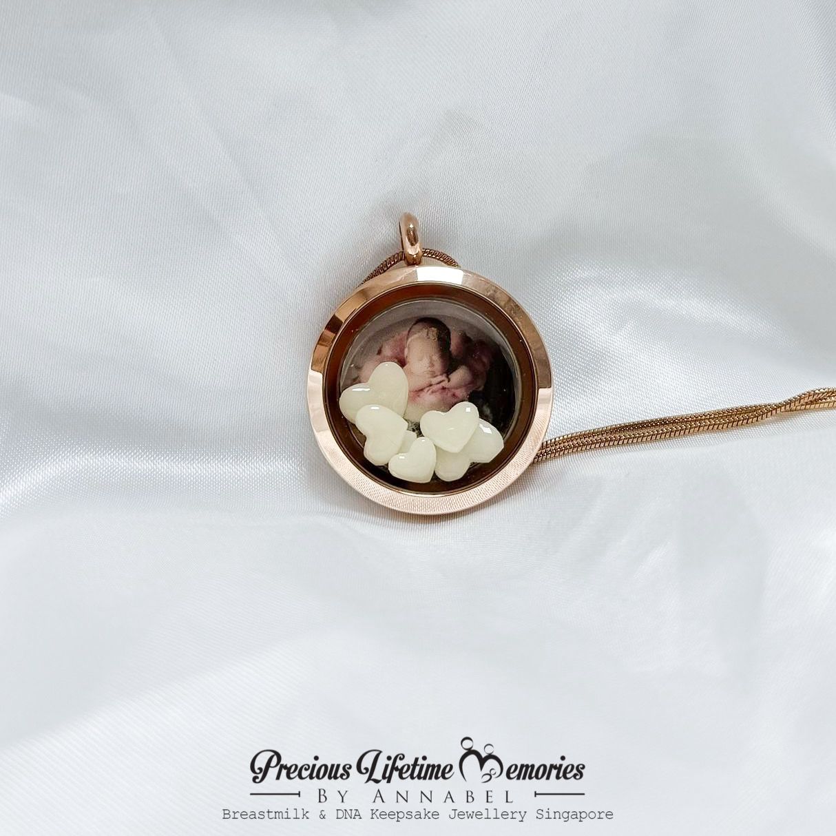 Photo Floating Hearts Glass Locket