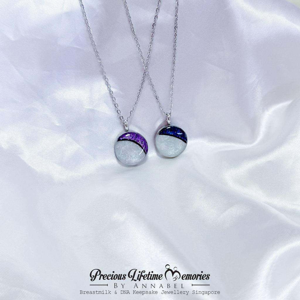 Crescent Foil Breastmilk And Hair Curl Pendant (18mm)